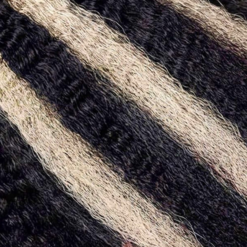 Kinky Stragiht Hair Bundles / Feather Hair Extensions — 100% Virgin Human Hair / Black and grey blended highlights LINKTOWIG